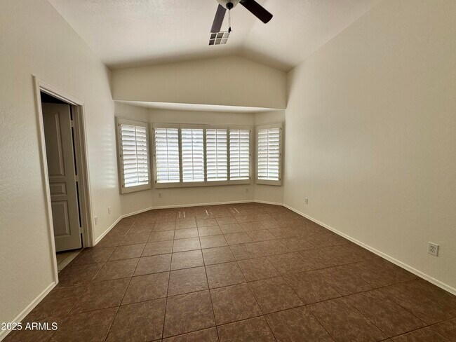 Foto del edificio - 45775 W Windmill Dr