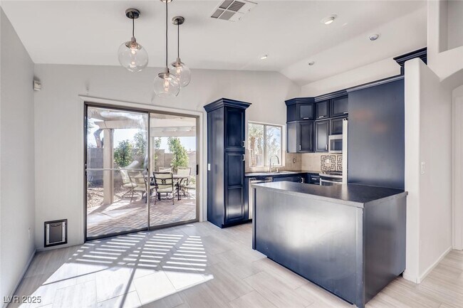 Building Photo - 2564 Spruce Creek Dr