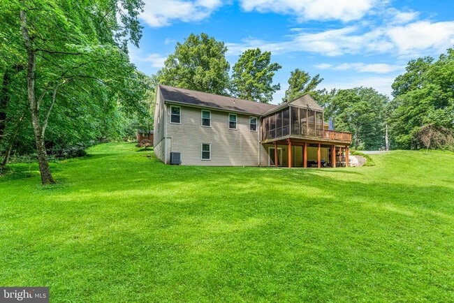 Building Photo - 10870 Hammond Dr