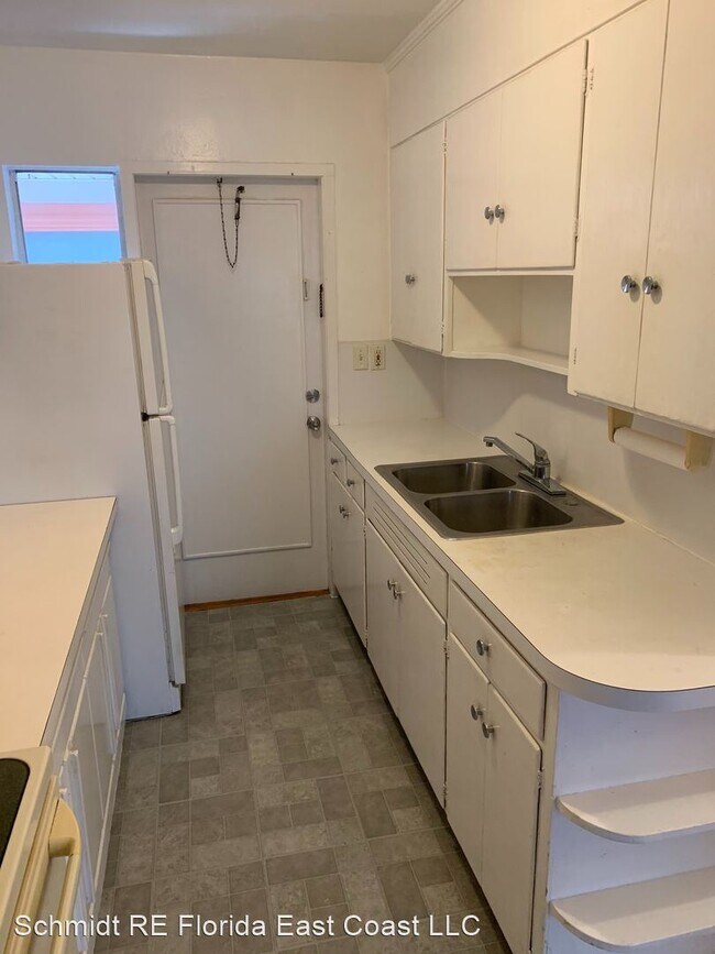 Building Photo - 2 br, 1 bath House - 1751 Seaway Drive - 1...