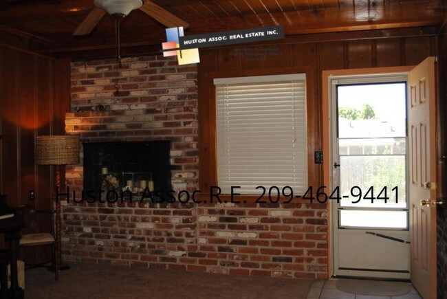 Foto del edificio - 2745 Telegraph Ave