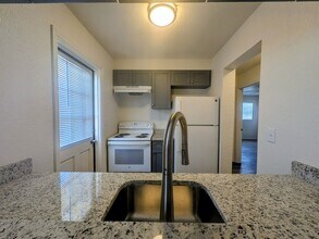 301 Danube ground floor 2 bedroom back corner apartment - Davis Islands Apartments
