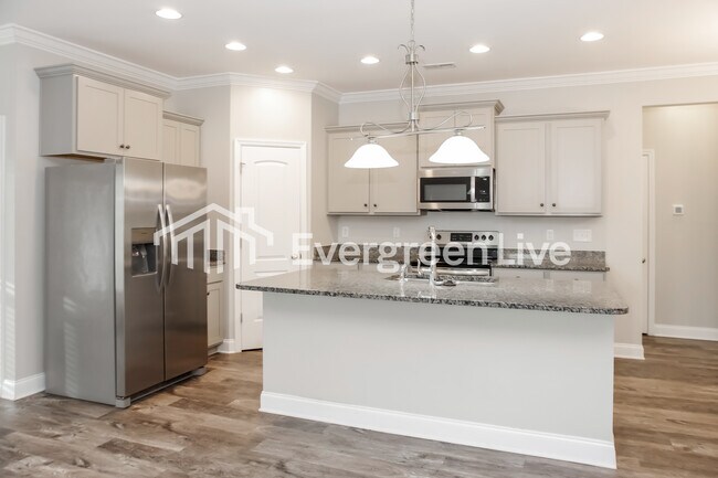 Foto del edificio - 100 Edensmith Dr