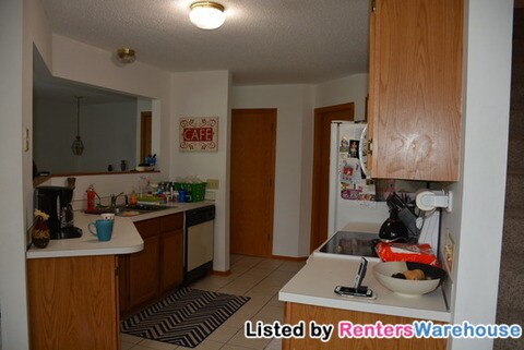 Building Photo - 983 Santa Vera Dr