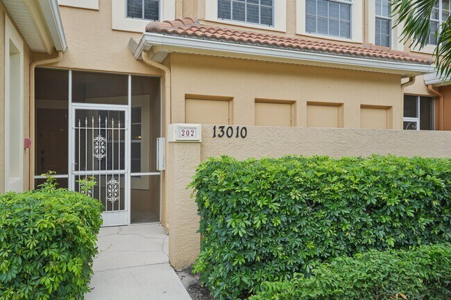 Foto del edificio - 13010 Amberley Ct
