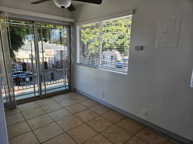 Foto del edificio - 223 W 15th St