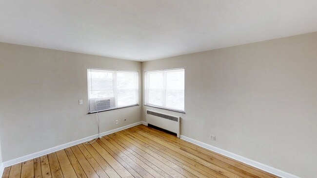 Building Photo - 6620 Coleridge Ave