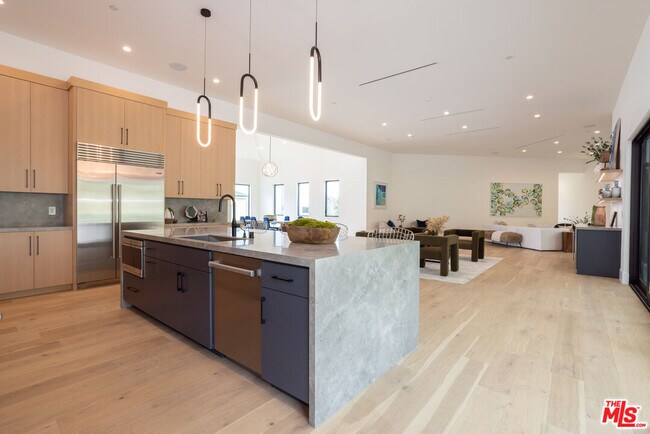 Building Photo - 26510 Ranch Creek Rd