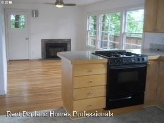 Building Photo - 2 br, 1 bath House - 3112 SW 11th Avenue