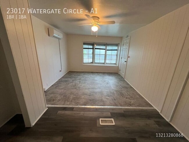 Building Photo - 23017 Watergate Cir
