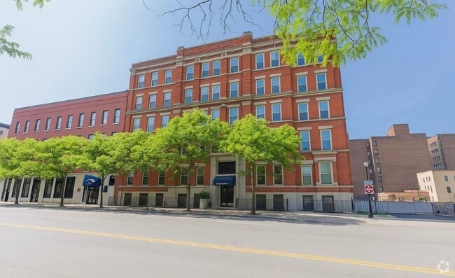 Building Photo - 408 W Saint Clair Ave