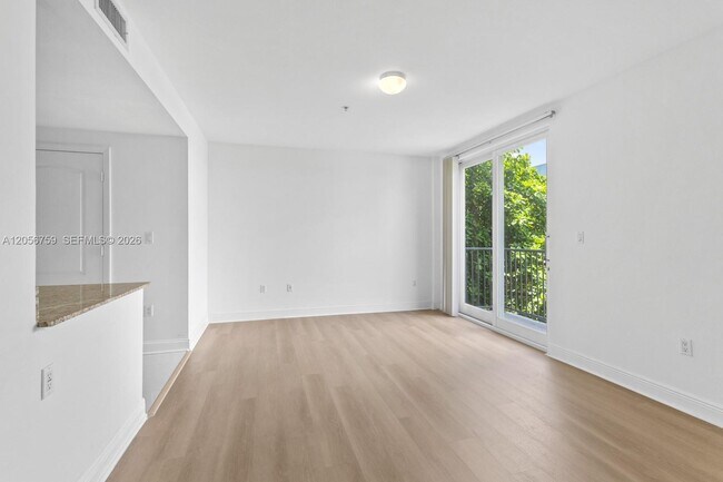 Foto del edificio - 2701 SW 3rd Ave