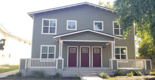 Building Photo - 2205 20th St
