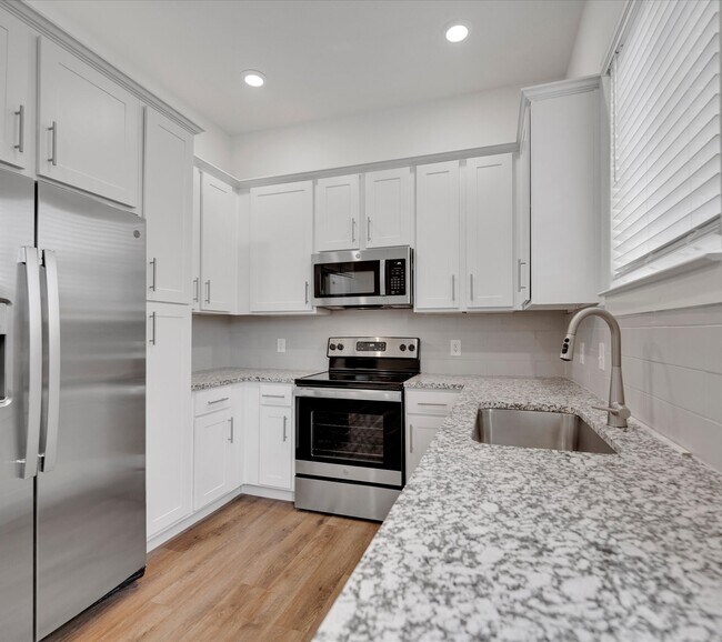 Foto del edificio - 2703 Rockhill Rd