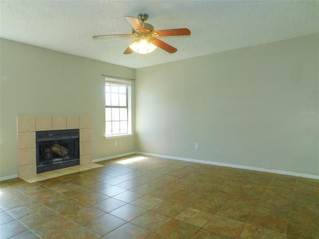 Building Photo - 1137 Dallas Dr