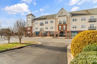 Building Photo - 1410 4th St Dr NW