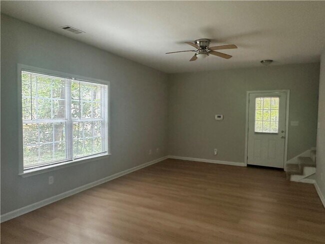 Foto del edificio - 3 Bedroom single family home in Forsyth Co...