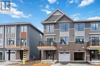 Building Photo - 410 Silverberry Private