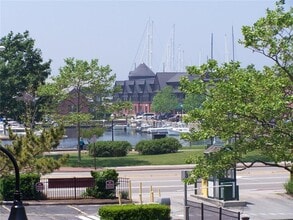 Building Photo - 302 Swans Wharf Row