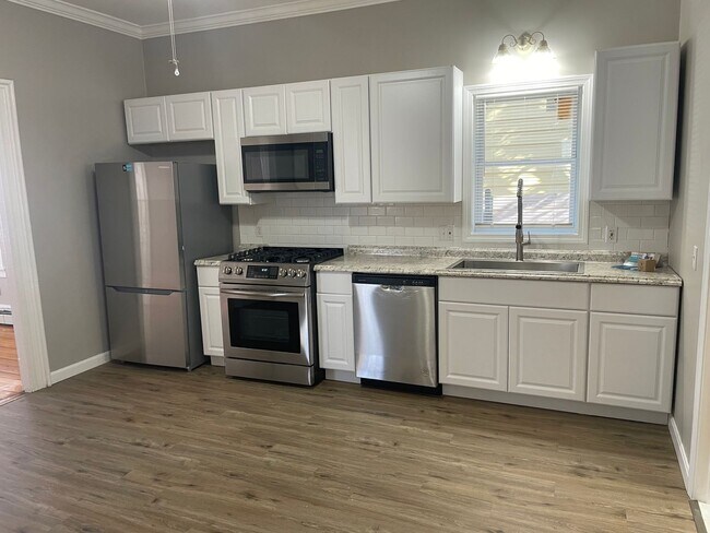 Foto del edificio - 128 Penn St