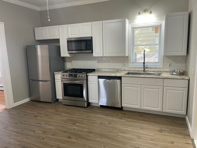 Photo - 128 Penn St Apartment