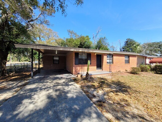 Building Photo - 3418 W Yonge St. Pensacola, FL Ask us how ...
