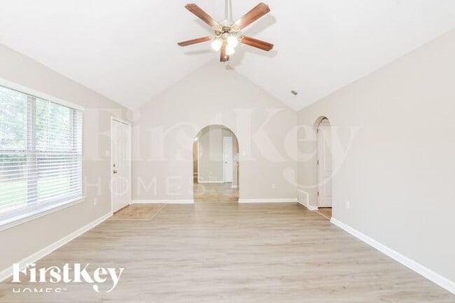 Building Photo - 9194 Conrad Dr