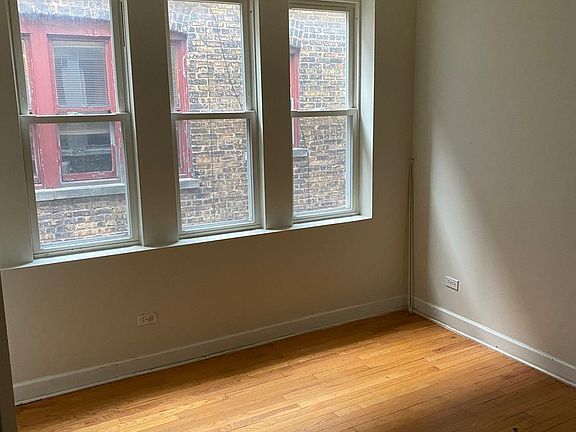 Foto del edificio - 8226 S Drexel Ave