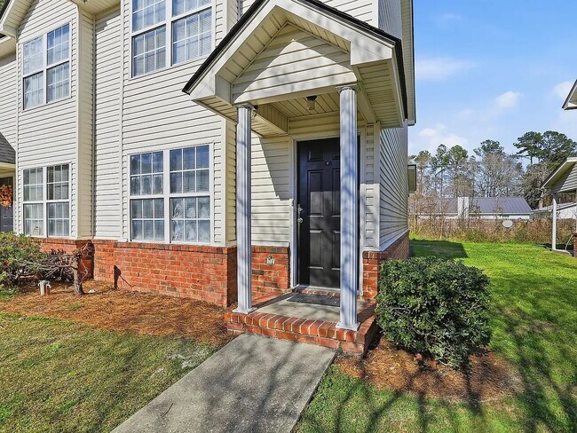 Foto del edificio - 4060 Cedars Pkwy