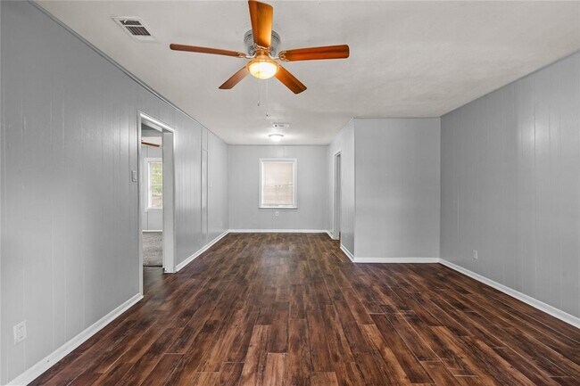 Foto del edificio - 2311 34th Ave N