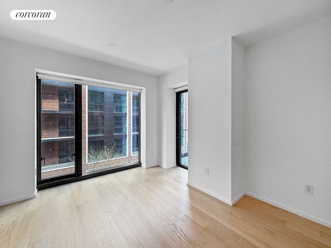 Building Photo - 98 Front St