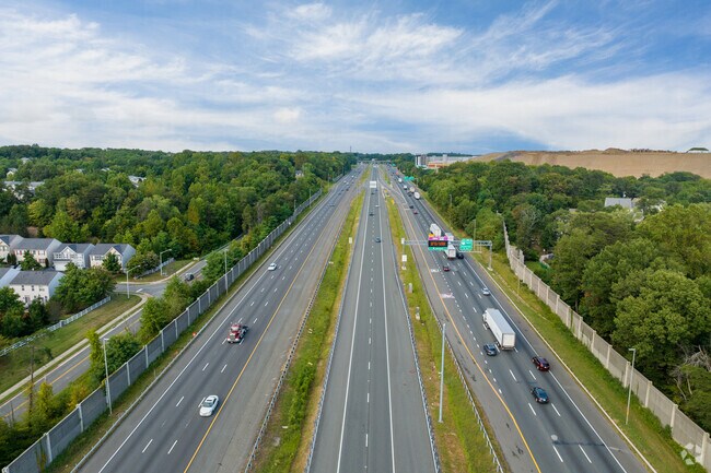 Hop on I-95 near Dumfries for a short drive into Washington DC.