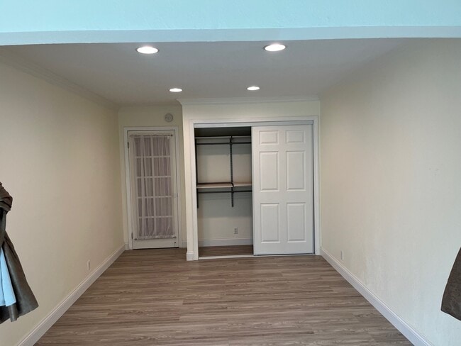 Building Photo - 4512 Darcelle Dr