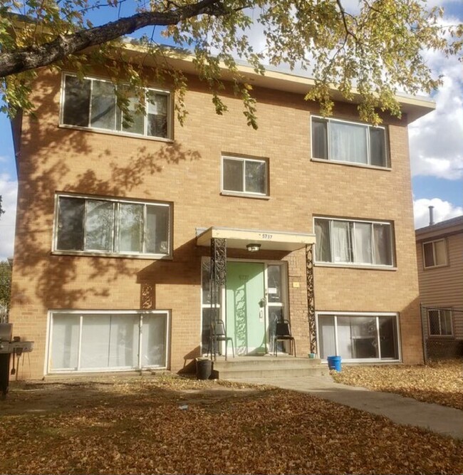Building Photo - 5737 Sander Dr