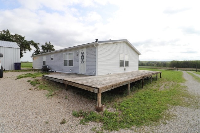 Building Photo - 12194 Clarks Creek Rd
