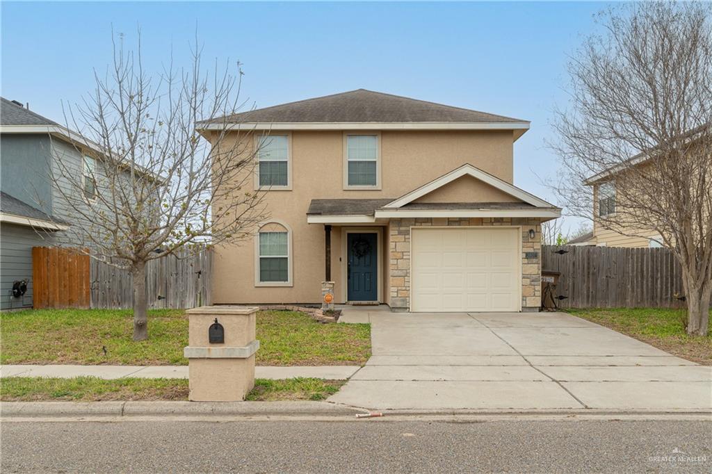 Foto principal - 3807 Alvarado St