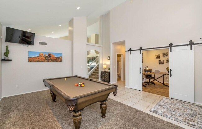 Foto del edificio - Rates Vary: $3,995 - $5,495