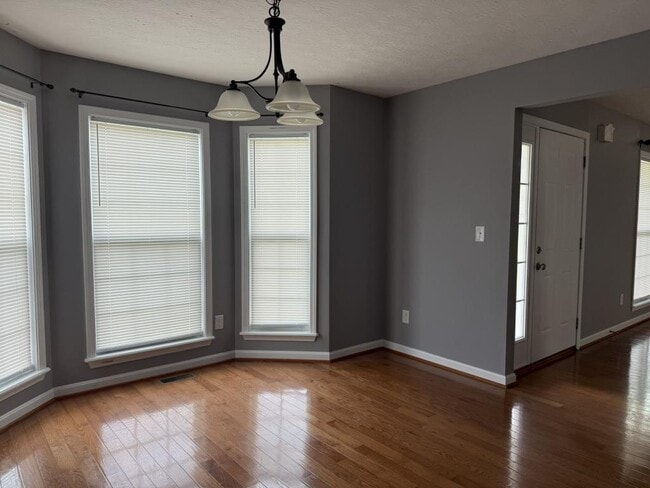 Foto del edificio - 238 Riley Way