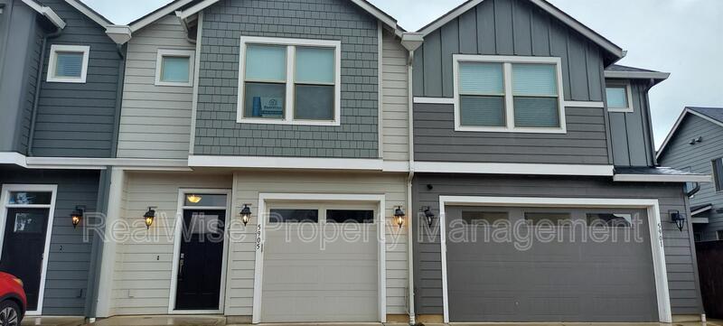 Primary Photo - 5905 NE 57th Ave