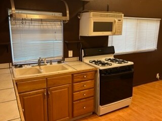 Foto del edificio - 1017 Walnut Canyon Rd
