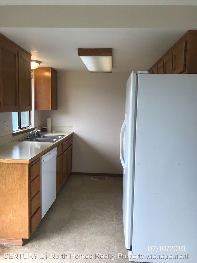 Building Photo - 1802-1804 N 40th Pl