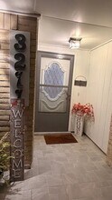 Building Photo - 3211 S Peach Hollow Cir