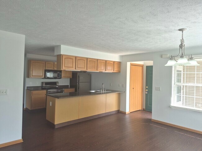 Foto del edificio - 901 Penny Ln