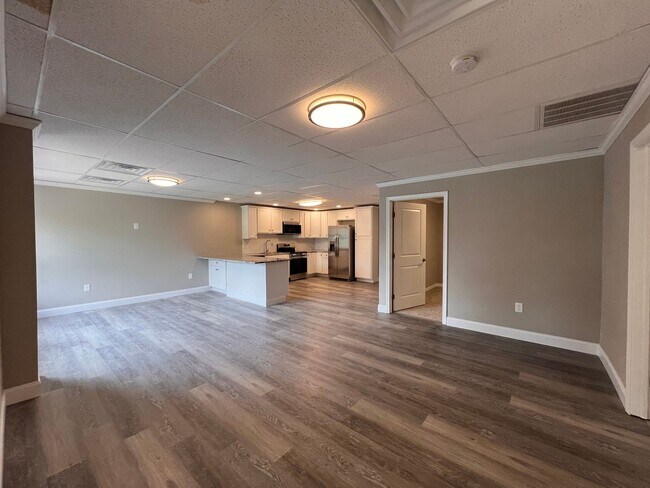 Foto del edificio - Brand New 3 bedroom Apartment ready for im...
