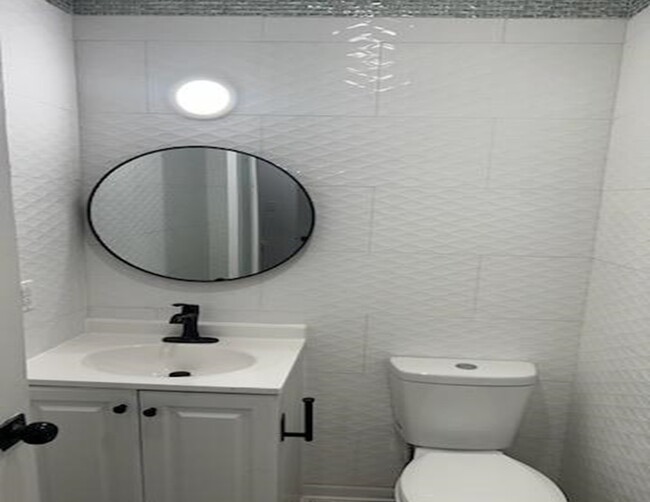 Foto del edificio - 728 N 40th St
