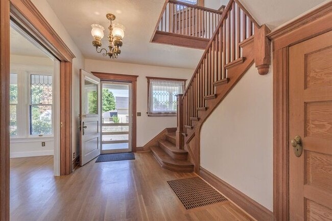 Building Photo - Historic Elegance Meets Modern Comfort – Beautifully Restored 1904 Victorian in the Heart of Fore...