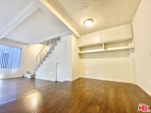 Building Photo - 1256 N Flores St