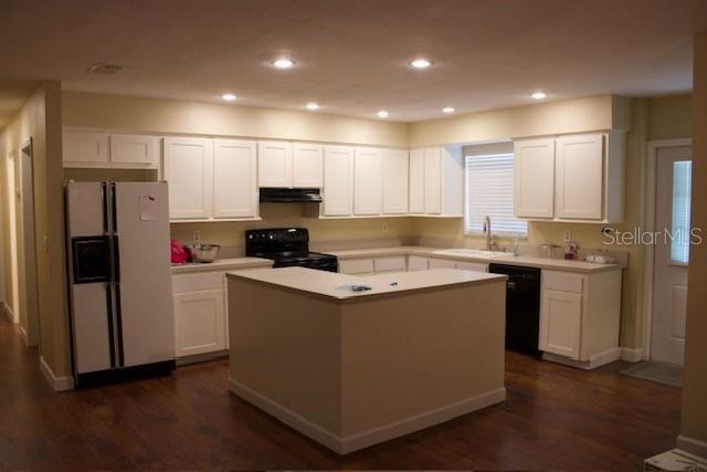 Foto del edificio - 4825 Kimball Ct E