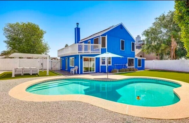 Foto del edificio - 14810 N 50th St