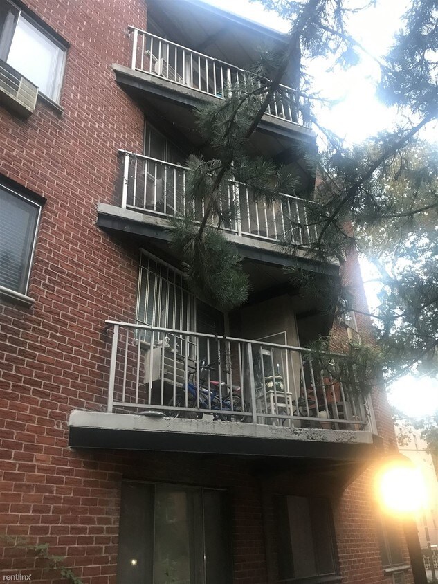 Foto del edificio - 4306 63rd St